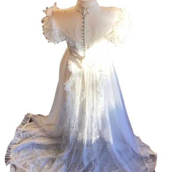 Vintage Handmade White Lace Wedding Dress 1985 Ruffles Cottage Core 4/6 - Picture 9 of 16